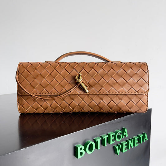 Andiamo Leather Clutch