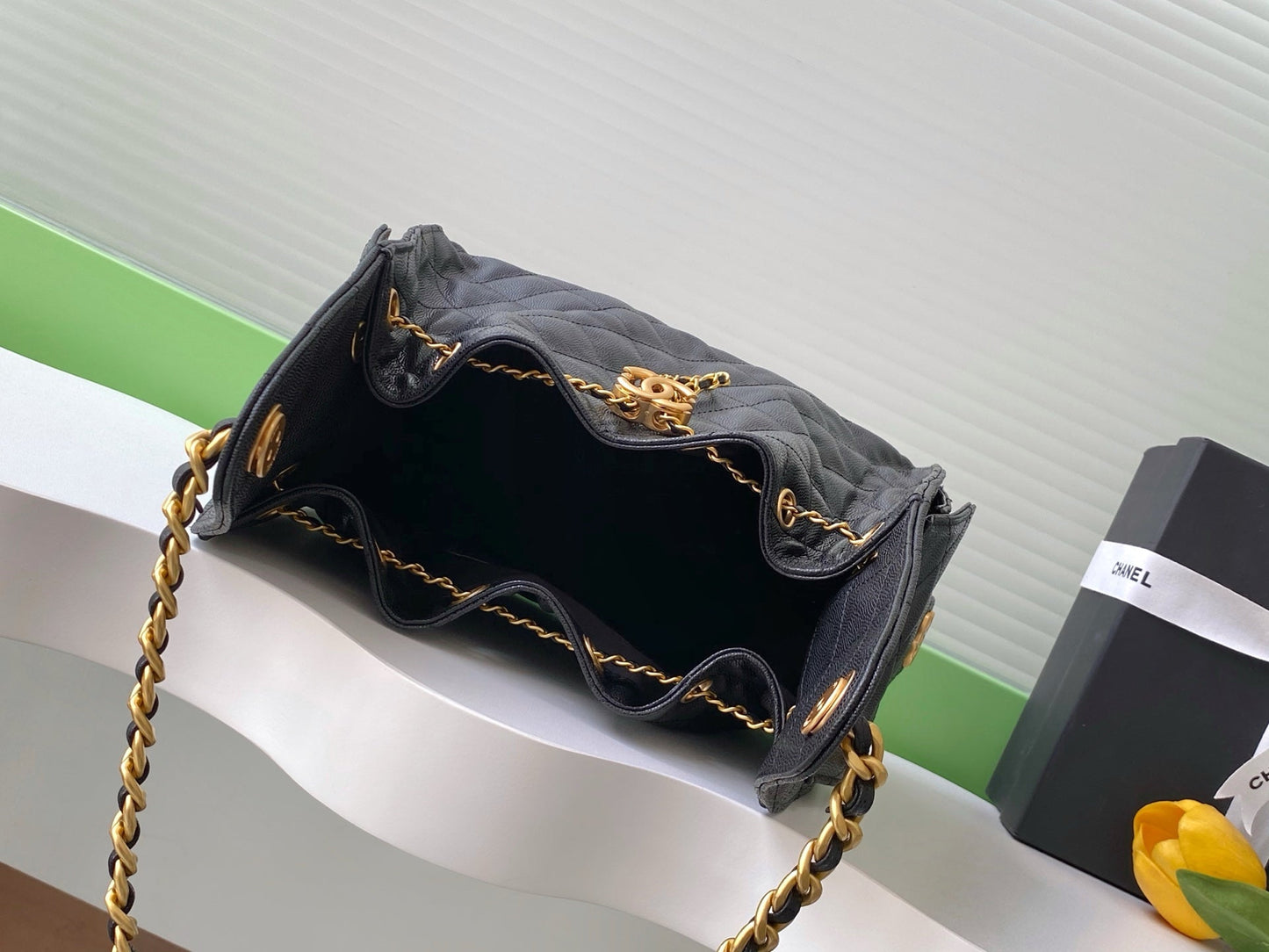 25 Shoulder Bag – 30cm