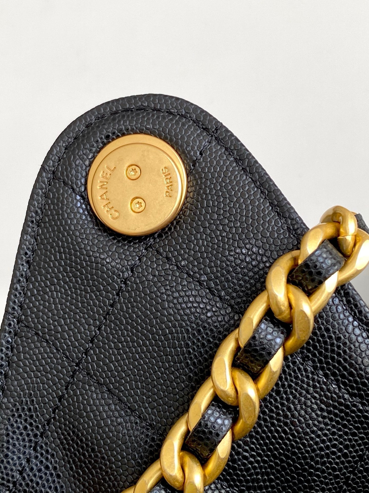 25 Shoulder Bag – 30cm
