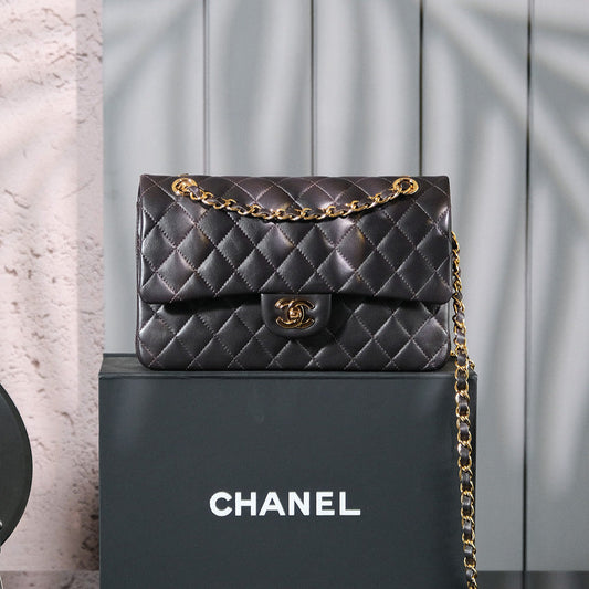 Classic Double Flap Bag – Black (20cm / 25cm)